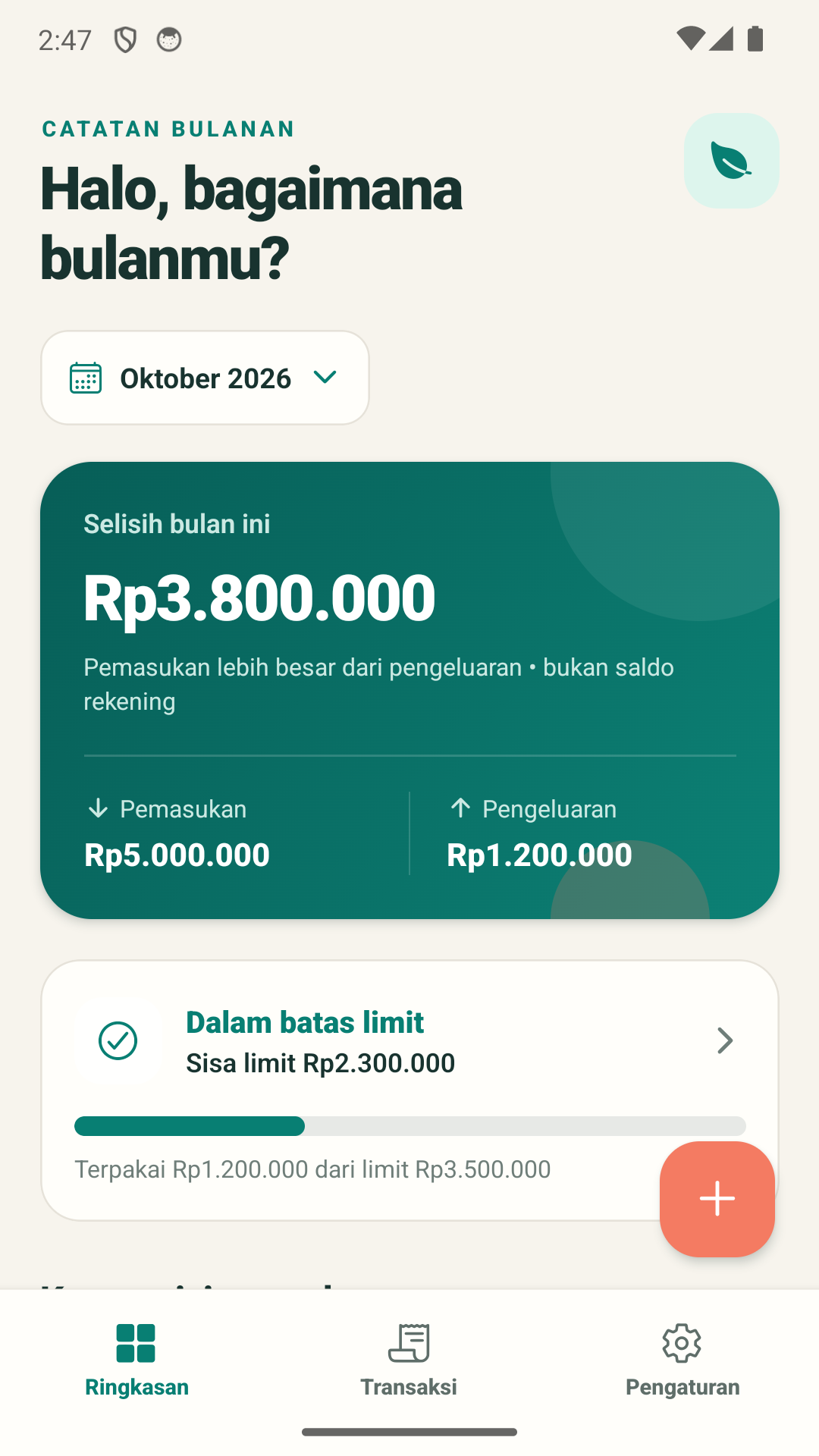 Tangkapan layar ringkasan bulan Catatan Bulanan: selisih bulan ini Rp3.800.000, pemasukan Rp5.000.000, pengeluaran Rp1.200.000, dan kartu limit.
